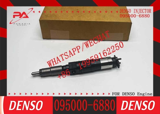 New Fuel Injector 095000-6880/1 095000-8810 RE532216 RE533454 RE546780 SE501934