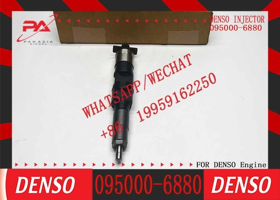 New Fuel Injector 095000-6880/1 095000-8810 RE532216 RE533454 RE546780 SE501934