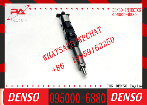 High quality fuel injector 095000-6880  RE546777 RE529149 RE529118 RE529117 RE532216