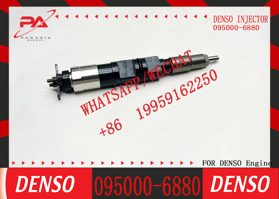 High quality fuel injector 095000-6880  RE546777 RE529149 RE529118 RE529117 RE532216