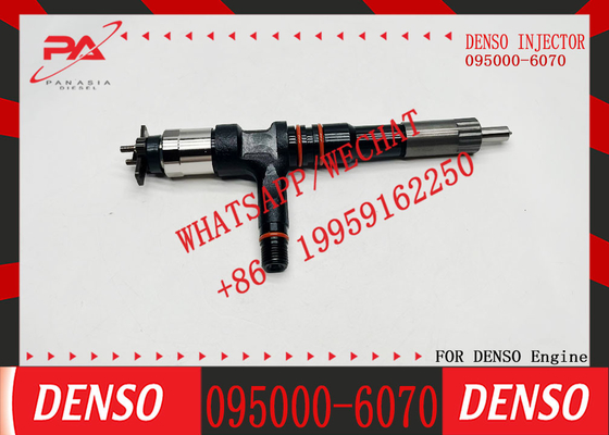 Common Rail Fuel Injector 095000-6070 095000-6640 295050-0720   6251-11-3100