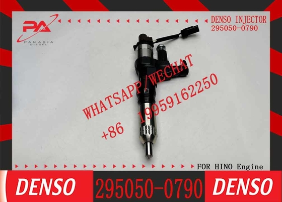 High Quality Fuel injector 295050-0790/295050-0231 Diesel Fuel injector 23670-E0530/23670-E0400 for Nissan truck