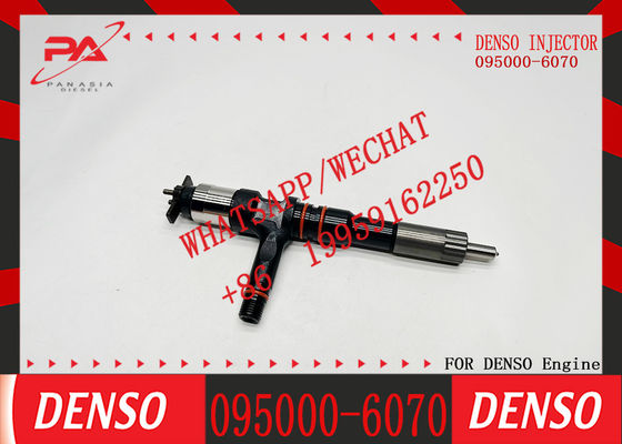 095000-6070 Auto Parts 095000-6070 Common Rail 095000-6120 Diesel Fuel Injector 095000-6120 For KOMATSU 6D140