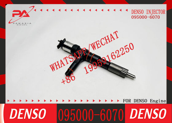 095000-6070 Auto Parts 095000-6070 Common Rail 095000-6120 Diesel Fuel Injector 095000-6120 For KOMATSU 6D140