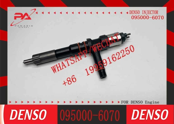 Diesel Common Rail Fuel Injector Model 0950006070/6251-11-3100/095000-6070 for PC350-7 PC400-7