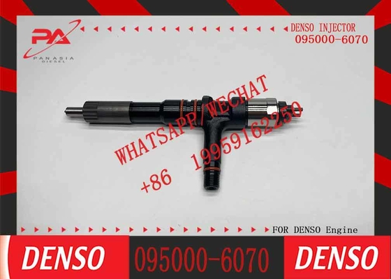 Diesel Common Rail Fuel Injector Model 0950006070/6251-11-3100/095000-6070 for PC350-7 PC400-7